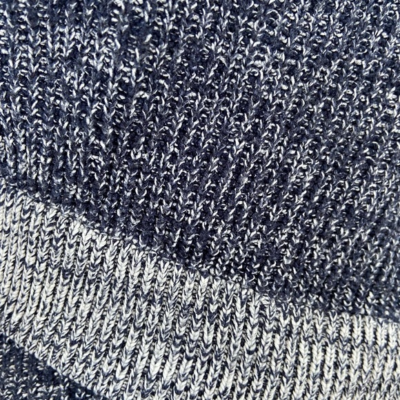 Blue Small Simons Sweater Cozy and Cute - Picture 9 of 9